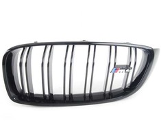 BMW M4 M Performance juodos inksto grotelės M4 51712352811 originalios