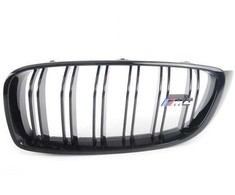 BMW M4 M Performance juodos inksto grotelės M4 51712352811 originalios