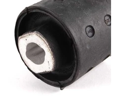 BMW originalus galinio ašies laikiklio guminis montavimo įdėklas E46/E83/E85/E86 33176770788