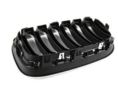 BMW originalus priekinis dešinysis groteles 51117210726