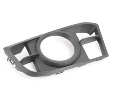 Bmw Priekinio Buferio Ruko Žibintų Grotelės 5 F10 F11 51118059001