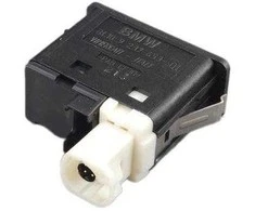 BMW USB/AUX-IN lizdas 1' E81 E87 E90 3' 5' F10 F11 Originalus 84109237653