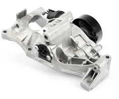 BMW variklio vandens siurblio korpusas Originalus 11517644809
