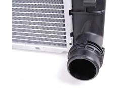 Bmw X3 E83 LCI 2006 2010 Oradinis Radiator Originalus 17113415693