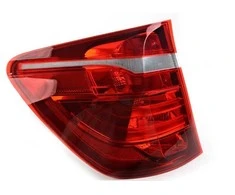 Bmw X3 F25 Galinis Žibintas Šoniniame Skydelyje Kairėje Originalus 63217220241