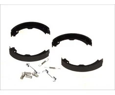 Bosch Rankinio Stabdžio Batai Mercedes Benz E Klase E280 E320 E350 E500 CLS280 CLS320 CLS350 CLS500 211 219 A0024310518 A0024310618 A0024310718