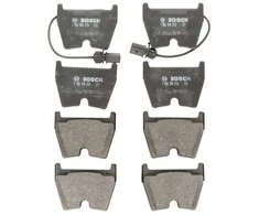 BOSCH stabdžių trinkelių rinkinys, diskinis stabdys 0986494216 3D0698151A