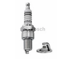 BOSCH uždegimo žvakė 0242245552 12121338146