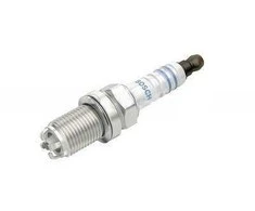 Bosch Uždegimo Žvakė AUDI A4 A6 A8 VOLVO S60 S80 VW Passat 4B0906021 4B0906021A 4B0906021B