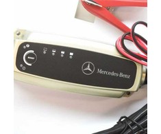 Mercedes-Benz CLA 200 CDI Akumuliatoriaus įkroviklis Originalus A0009822921