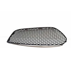 Mercedes-Benz CLA 200 CDI Grilis A1178851822