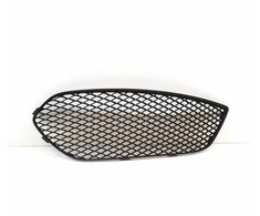 Mercedes-Benz CLA 200 CDI Grilis A1178851822