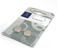 Mercedes Benz MERCEDES NUOTOLINIO VALDYMO PULTELIO BATERIJŲ RINKINYS 2 VNT. ORIGINALUS