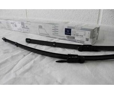**Nauji ORIGINALŪS Mercedes-Benz W246 B klasės priekiniai valytuvai A2468201345**