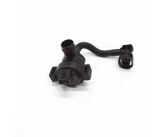 Originalus BMW E60N E61N E81 kuro bako kvėpavimo vožtuvas su vamzdžiu OEM 13907550387