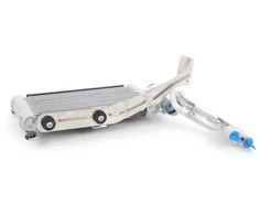 Originalus BMW E82 E88 135i M kupė variklio alyvos aušintuvas OEM 17217564702