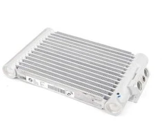 Originalus BMW F20 F32 F36 F21 F22 F23 F30 variklio alyvos aušintuvas OEM 17217618360