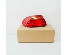 Originalus BMW F32 F33 F36 F82 Galinis Žibintas Kairėje Šoninėje Panelėje OEM 63217296097