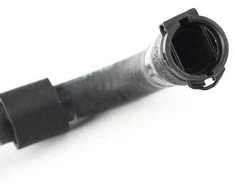 Originalus BMW G11 G12 G30 G31 G32 G38 vamzdis radiatoriaus - plėtimosi bakas 17125A02485