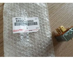 Originalus TOYOTA Land Cruiser 40 serijos valytuvo jungiklis 84650-60050