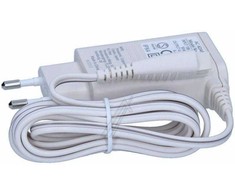 Panasonic Re7 87 Įkroviklis Adapteris BMW 320 325 330 Mercedes C180 C200 C220 Benzinas Dyzelis Re7 87