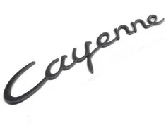 Porsche Cayenne 955 emblema Cayenne juoda bagažinės dangčiui originali 9555592370003C