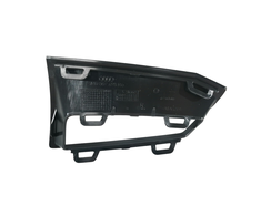 Priekinis Dešinysis Bumperio Įdėklas VAG Audi Q7 2020-2023 Originalus 4M08076989B9