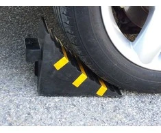 SNS SAFETY LTD Tvirtas guminis ratas užtvaras, Juodas Geltonas, 25x16x19 cm (2 vnt.)