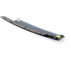 VAG A4 B8 09-16 Kairės Š/S priekinių durų B-sienelės apdailos dangtelis blizgiai juodas originalus 8K0837901M5FQ