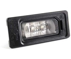 VAG AUDI A1 A1 A3 A4 A4 A5 A6 A7 Q3 Q5 TT 2010- LED valstybinio numerio ženklo žibintas kairė=dešinė originalus 4G0943021A