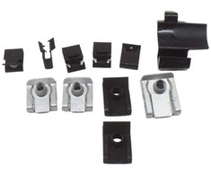 VAG AUDI A3 8V priekinio bamperio dangčio tvirtinimo detalių rinkinys originalus 8V0098623A