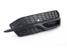 Vag Oro Kreipiamosios Grotelės Satino Juodos Spalvos Audi A3 A3/S3 2013-2016 Originalus 8V3807682K9B9