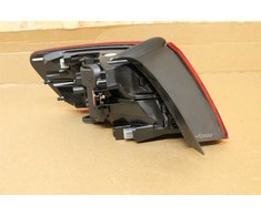 VAG "Audi A3" dešinysis galinis išorinis galinis žibintas originalus 8V4945070