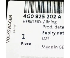 VAG AUDI A6 A7 11-16 Priekinis po kėbulo pamušalu esantis dešinysis dangtelis originalus 4G0825202A