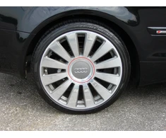 VAG AUDI A6 A8 D3 2004-2010 m. Ratų centro stebulės dangtelis pilkas metalikas originalus 4E0601165A7ZJ