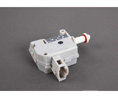 VAG "Audi A6 C6 Q7" pirštinių dėžutės servo užrakto atleidimo variklio solenoidas 3B0959782A originalus