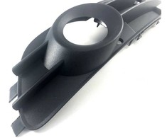 VAG AUDI A6 C7 priekinio bamperio rūko žibinto grotelės dešinėje pusėje originalios 4G0807682G9B9