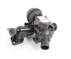 VAG AUDI A8 variklio aušinimo skysčio vamzdžio adapteris originalus 079121127F