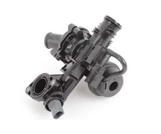 VAG AUDI A8 variklio aušinimo skysčio vamzdžio adapteris originalus 079121127F