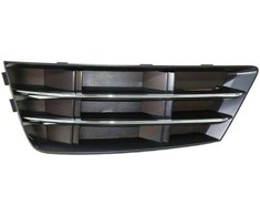 VAG AUDI B9 A4 16-18 priekinis bamperis apatinis kairysis N/S oro kreipiančiosios grotelės chromuotos originalios 8W0807681RRU6