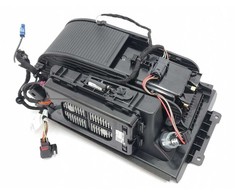 Vag Audi E Tron 2020 Soul Puodelio Laikiklis Juodas Originalus 4KE862533E6PS