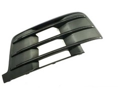 VAG AUDI Q7 oro kreipiančiosios grotelės kairės pusės originalios 4M0807681DGXE