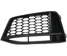 VAG AUDI TT 15-17 S-Line priekinio bamperio apatinė N/S kairės pusės grotelių apdaila juoda originali 8S0807681BT94