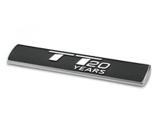VAG AUDI TT FV Priekinio sparno ženkliukas su užrašu 8S08536012ZZ NEW GENUINE