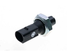 VAG Alyvos Slėgio Jungiklis Audi B7 RS4 B8 S5 C6 A6 Originalus 079919081