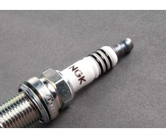 VAG Audi VW Seat Skoda originali uždegimo žvakė 101000033AA