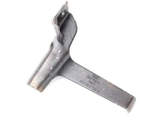 VAG Baterijos terminalo juosta Volkswagen Passat Audi A4 Originalus 8D1803123D