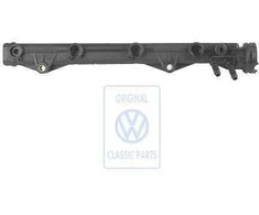 Vag Benzino Skirstytuvas Caddy Mk2 Golf Mk3 Polo 6N Originalus 032133329