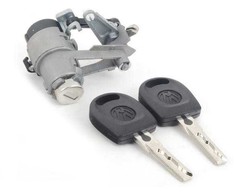 VAG Cilindras su rakta ir korpusu Volkswagen Golf Seat Arosa Originalus 1J6827297G