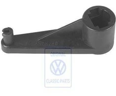 Vag Derby Mk2 Polo 2F 82 90 91 94 Originalus 867819117